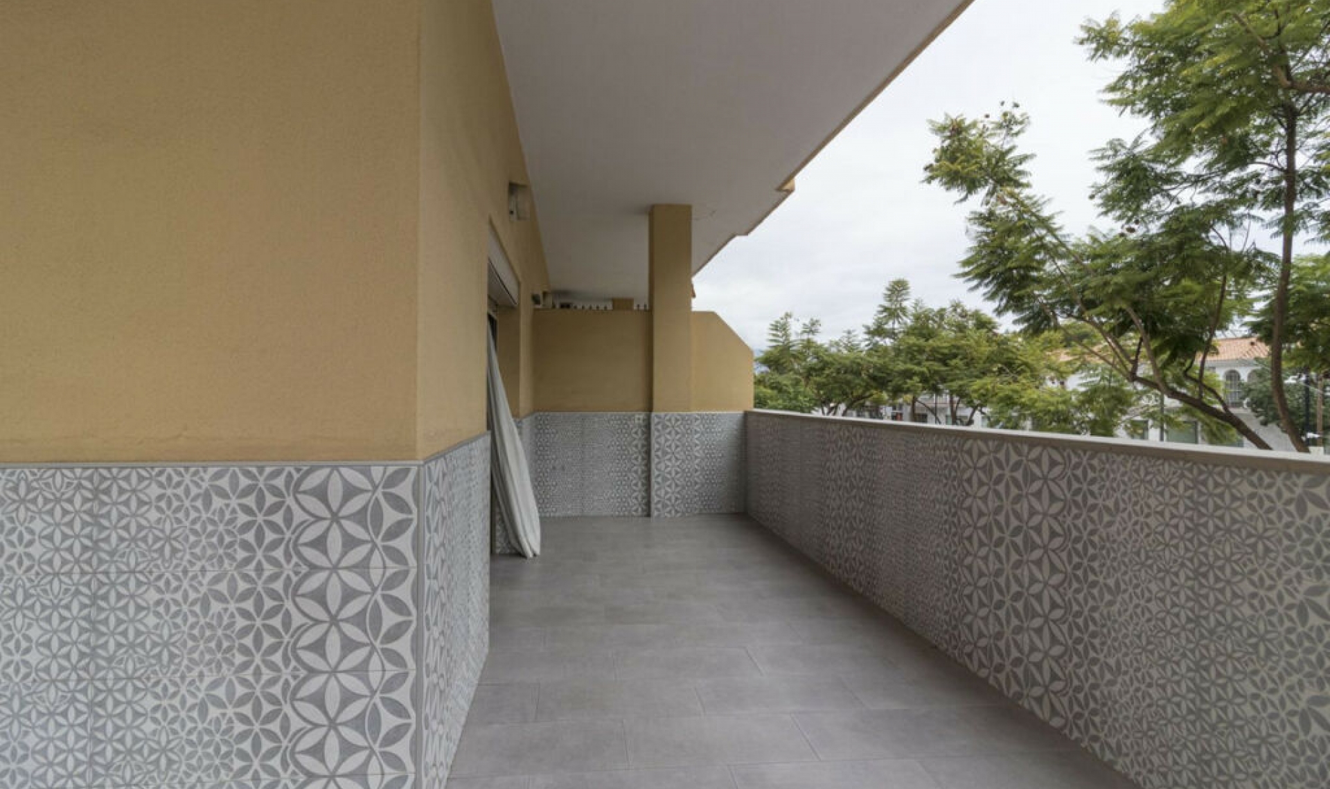 Resale - Apartment -
Fuengirola