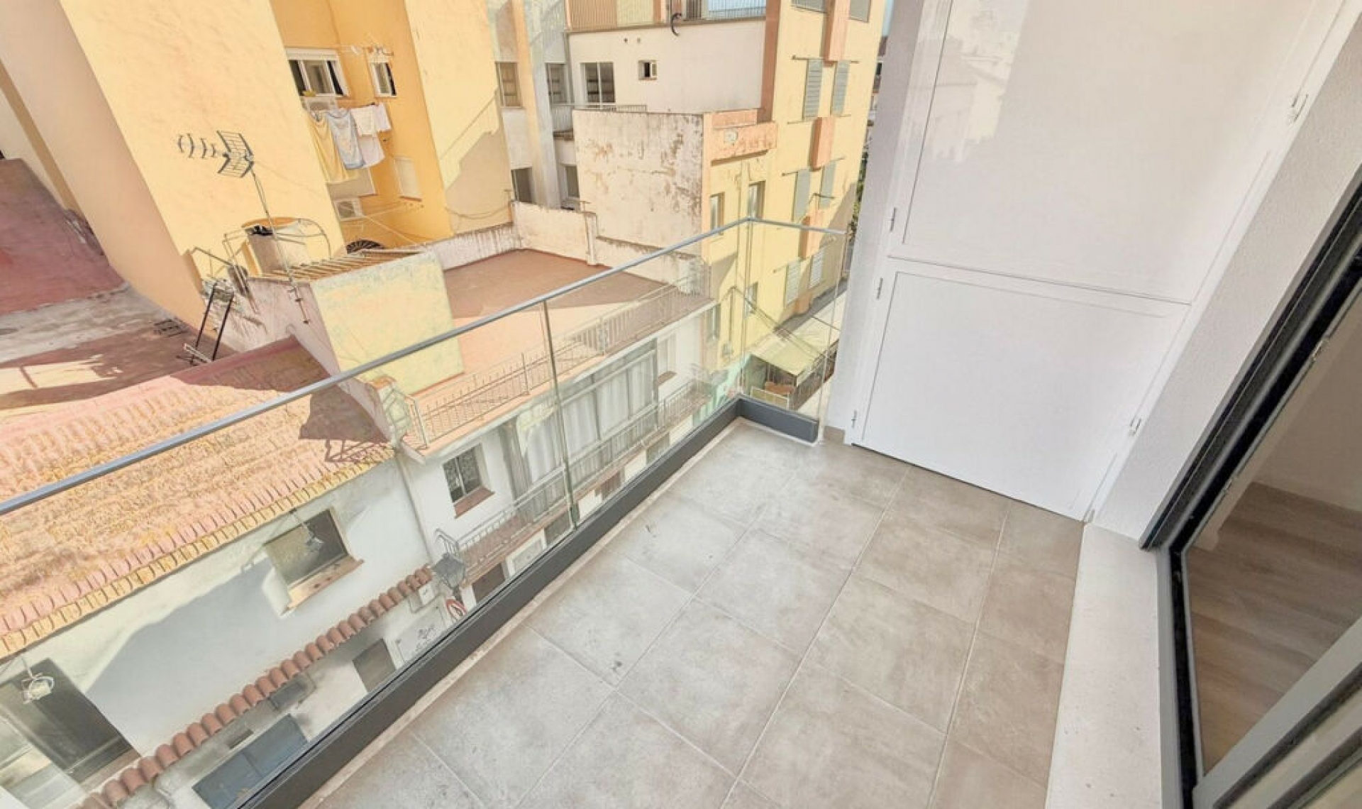 Resale - Apartment -
Fuengirola