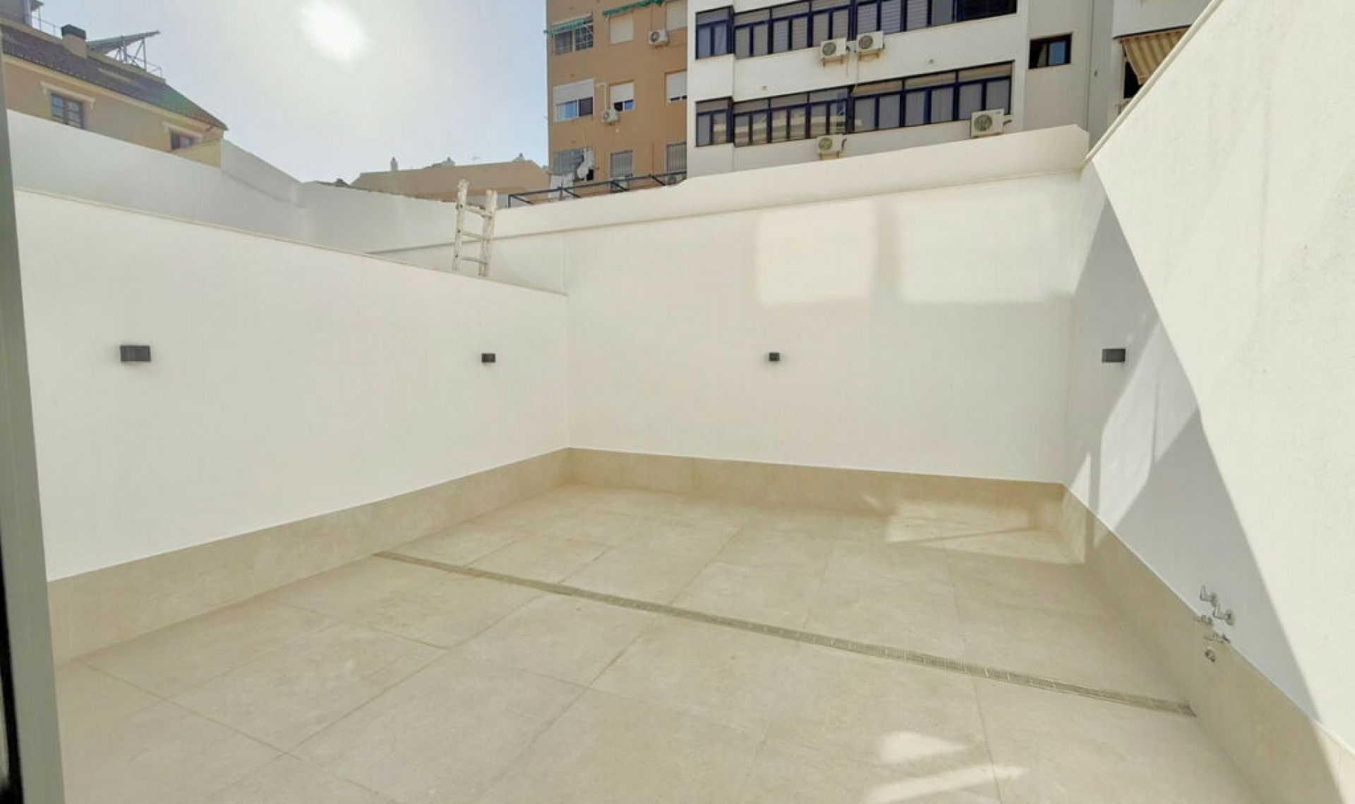 Resale - Apartment -
Fuengirola