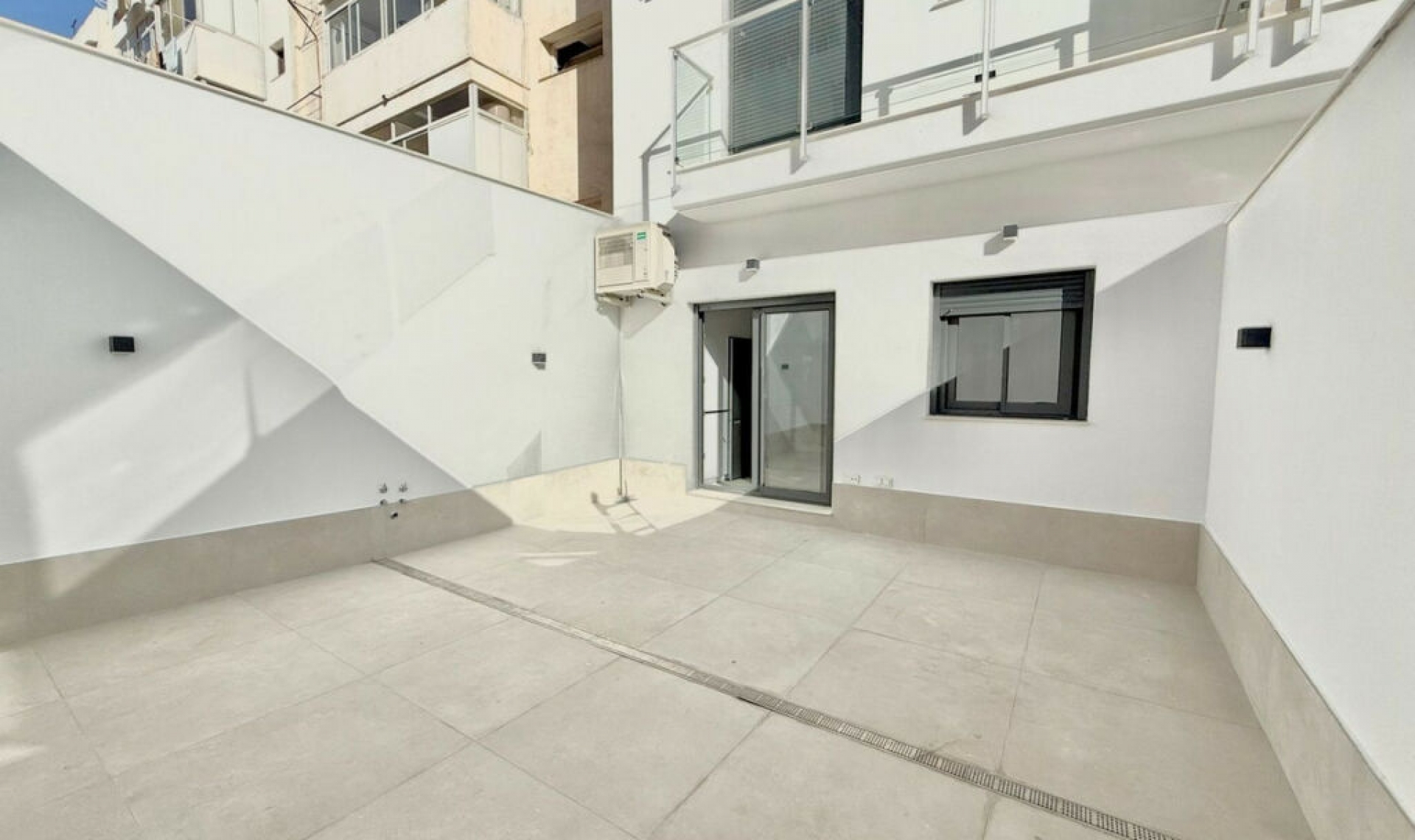 Resale - Apartment -
Fuengirola