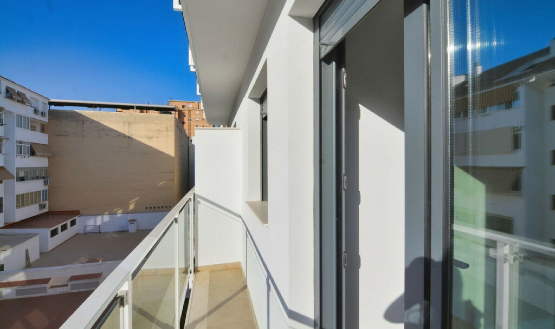 Resale - Apartment -
Fuengirola