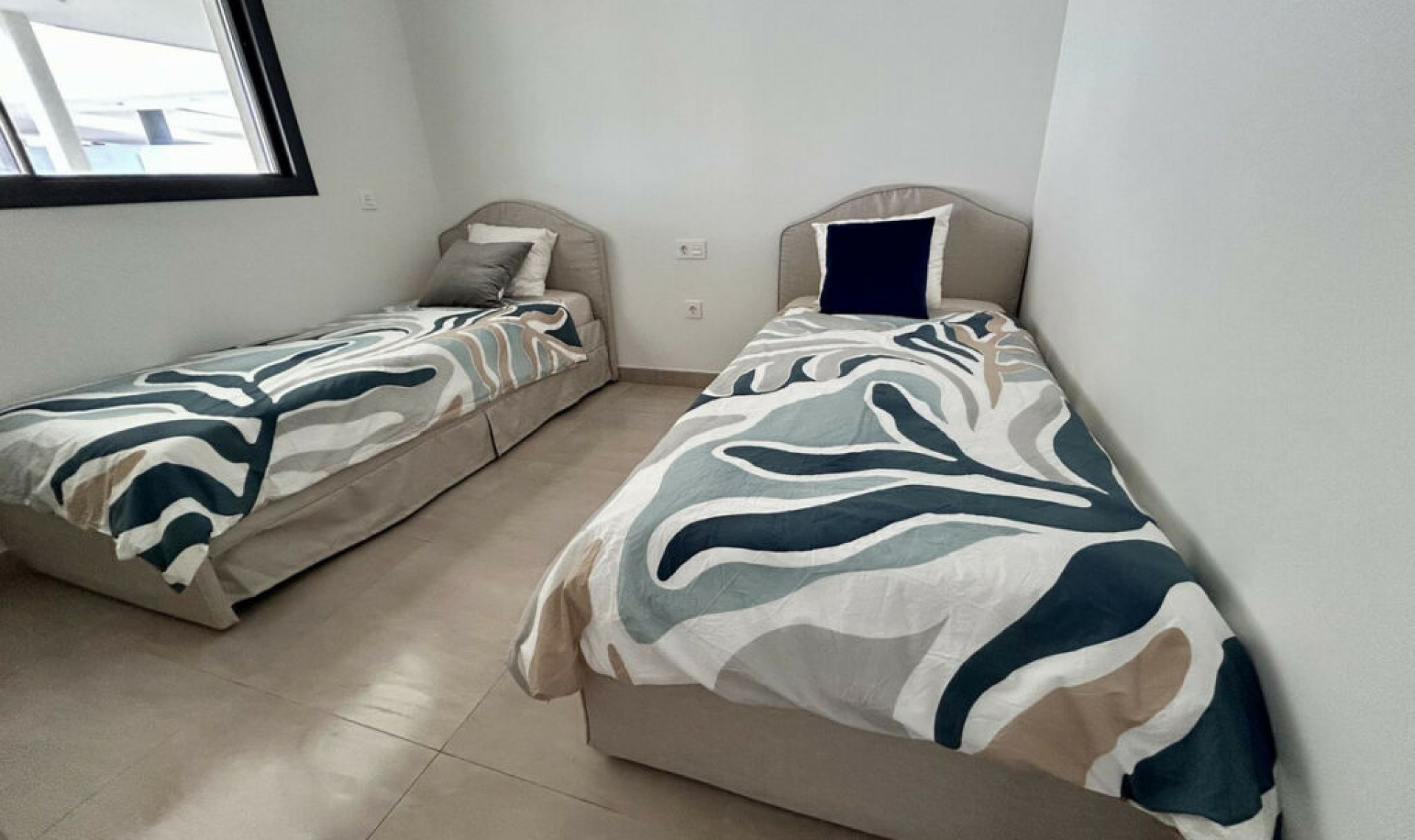 Resale - Apartment -
Fuengirola