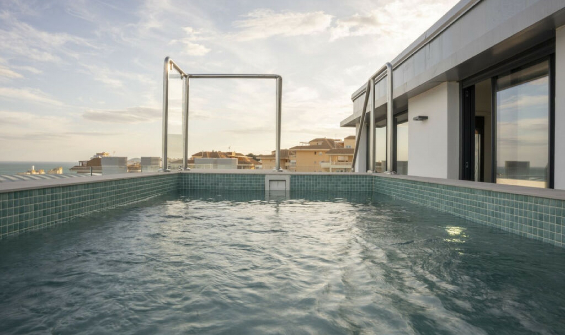 Resale - Apartment -
Fuengirola