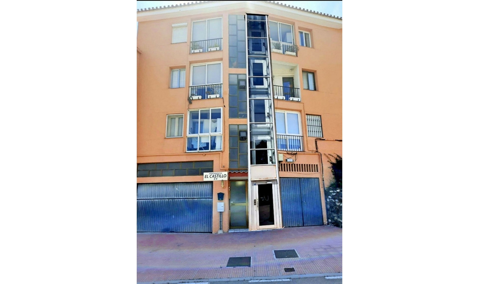 Resale - Apartment -
Fuengirola