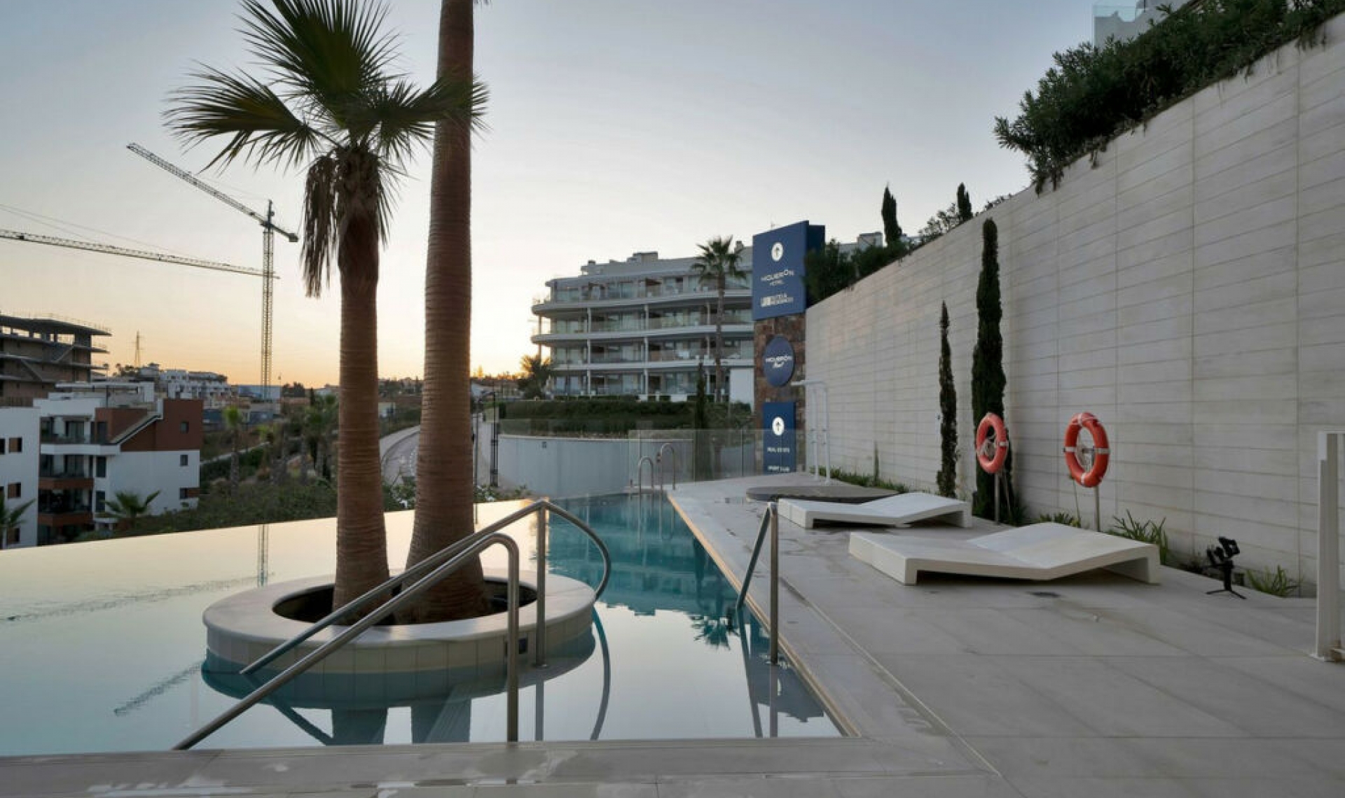 Resale - Apartment -
Fuengirola