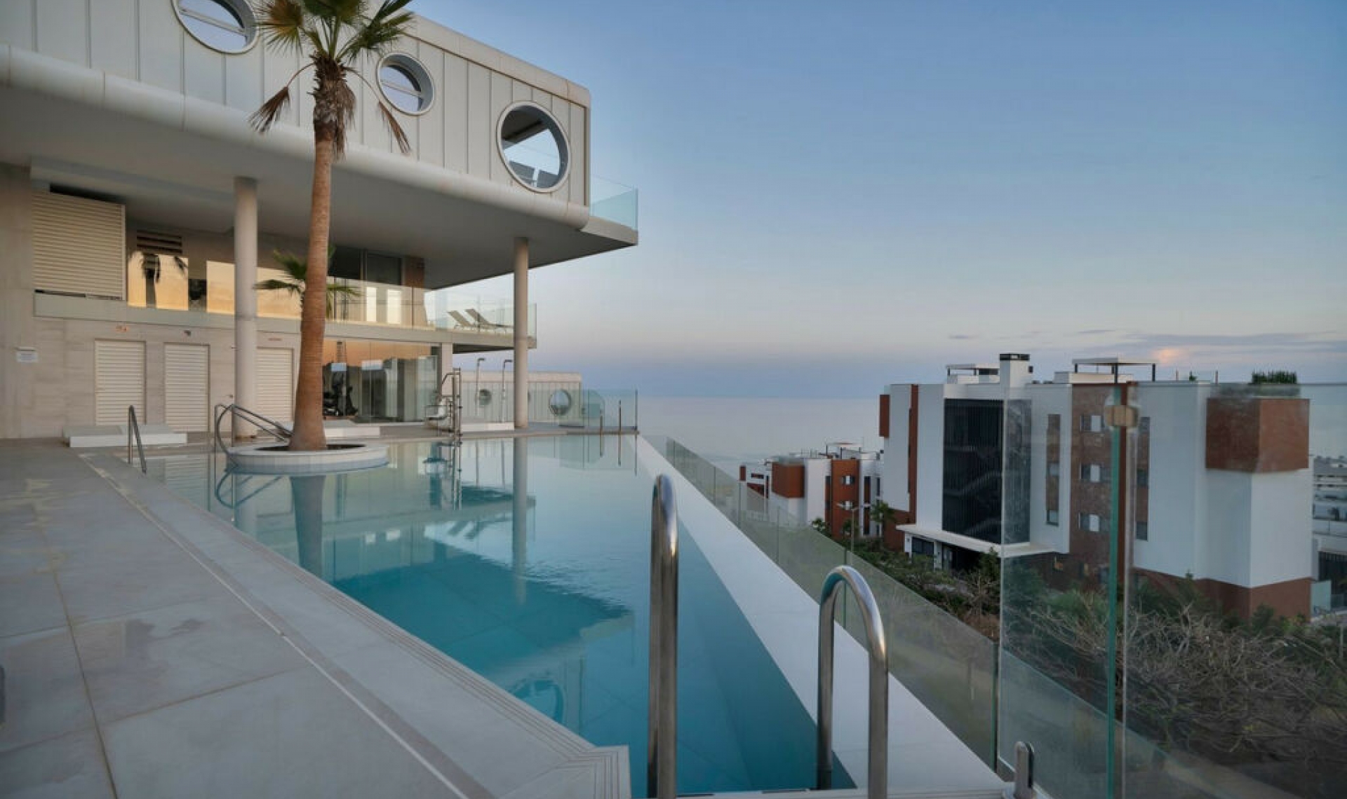 Resale - Apartment -
Fuengirola
