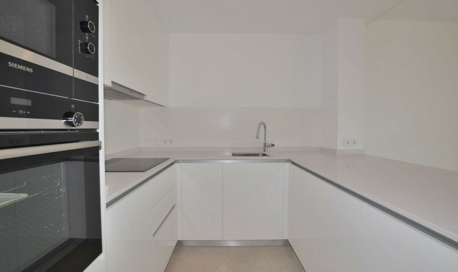 Resale - Apartment -
Fuengirola