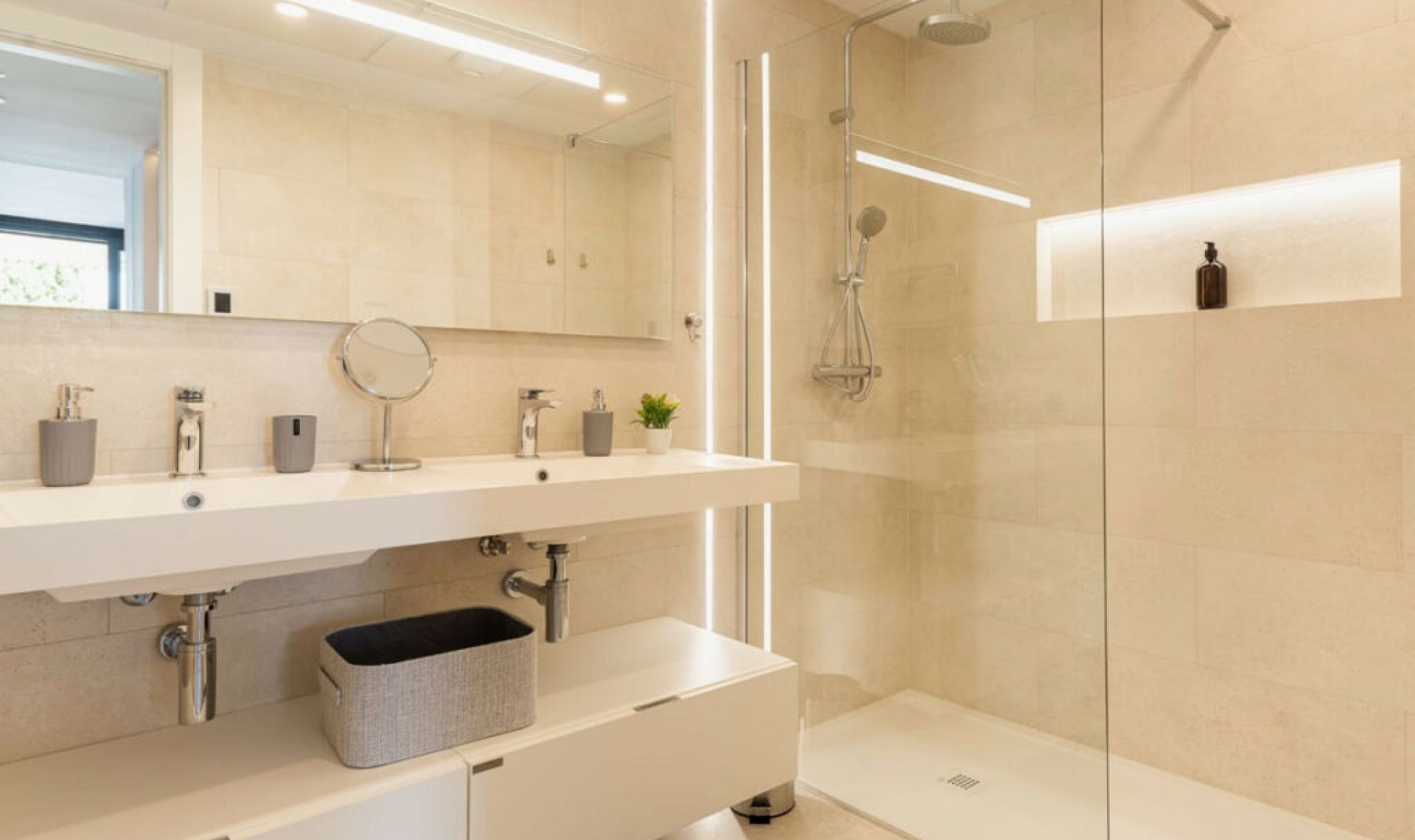 Resale - Apartment -
Fuengirola