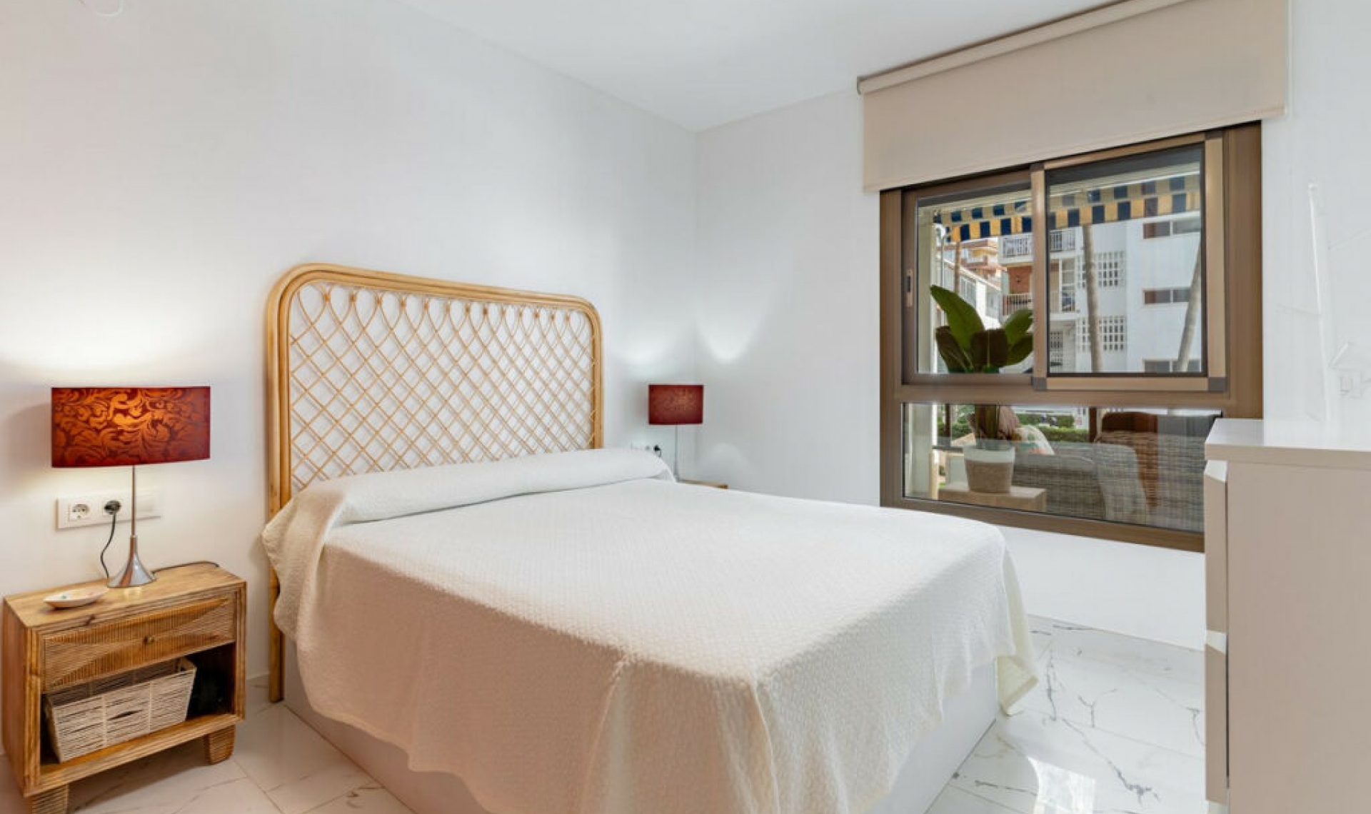 Resale - Apartment -
Fuengirola