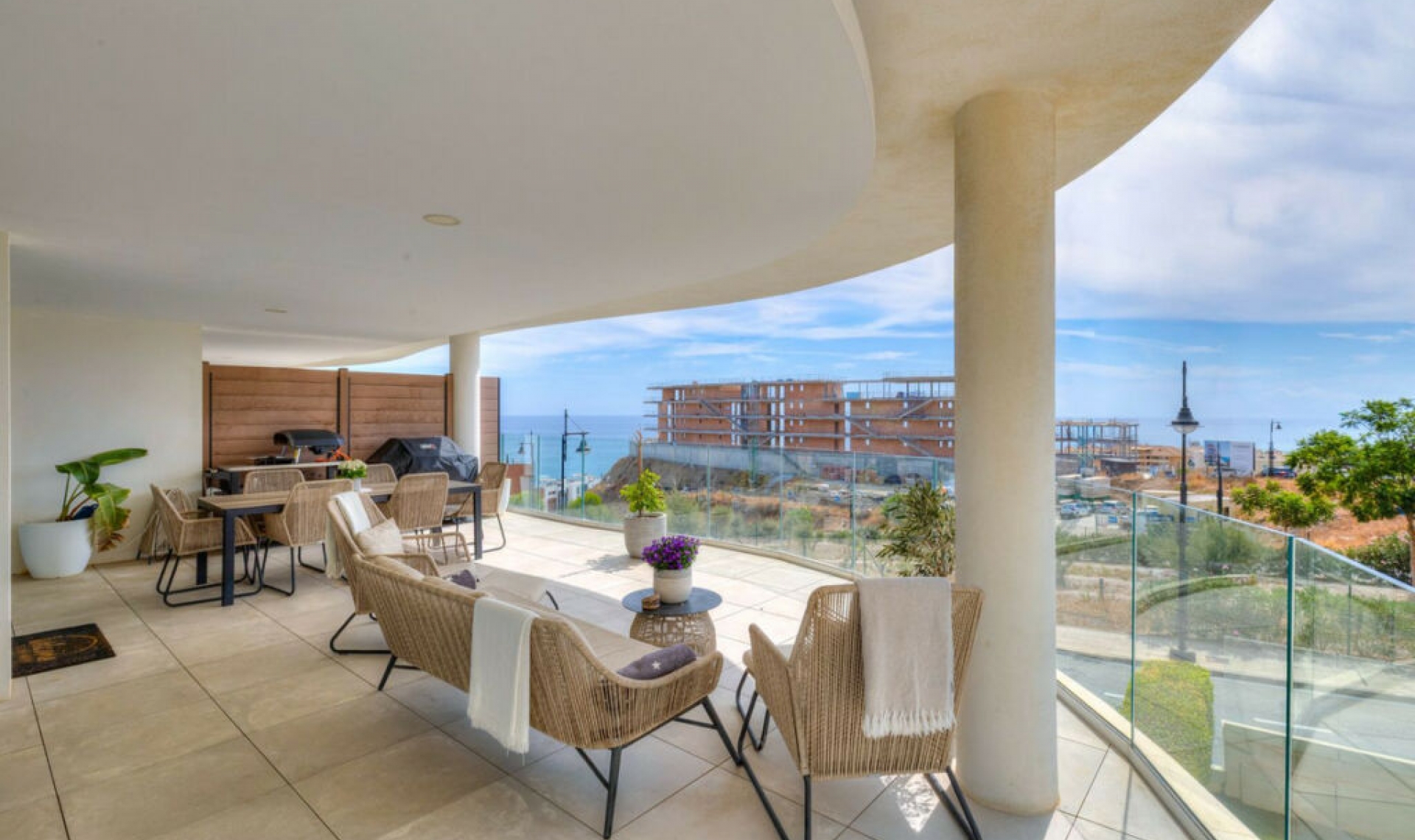 Resale - Apartment -
Fuengirola