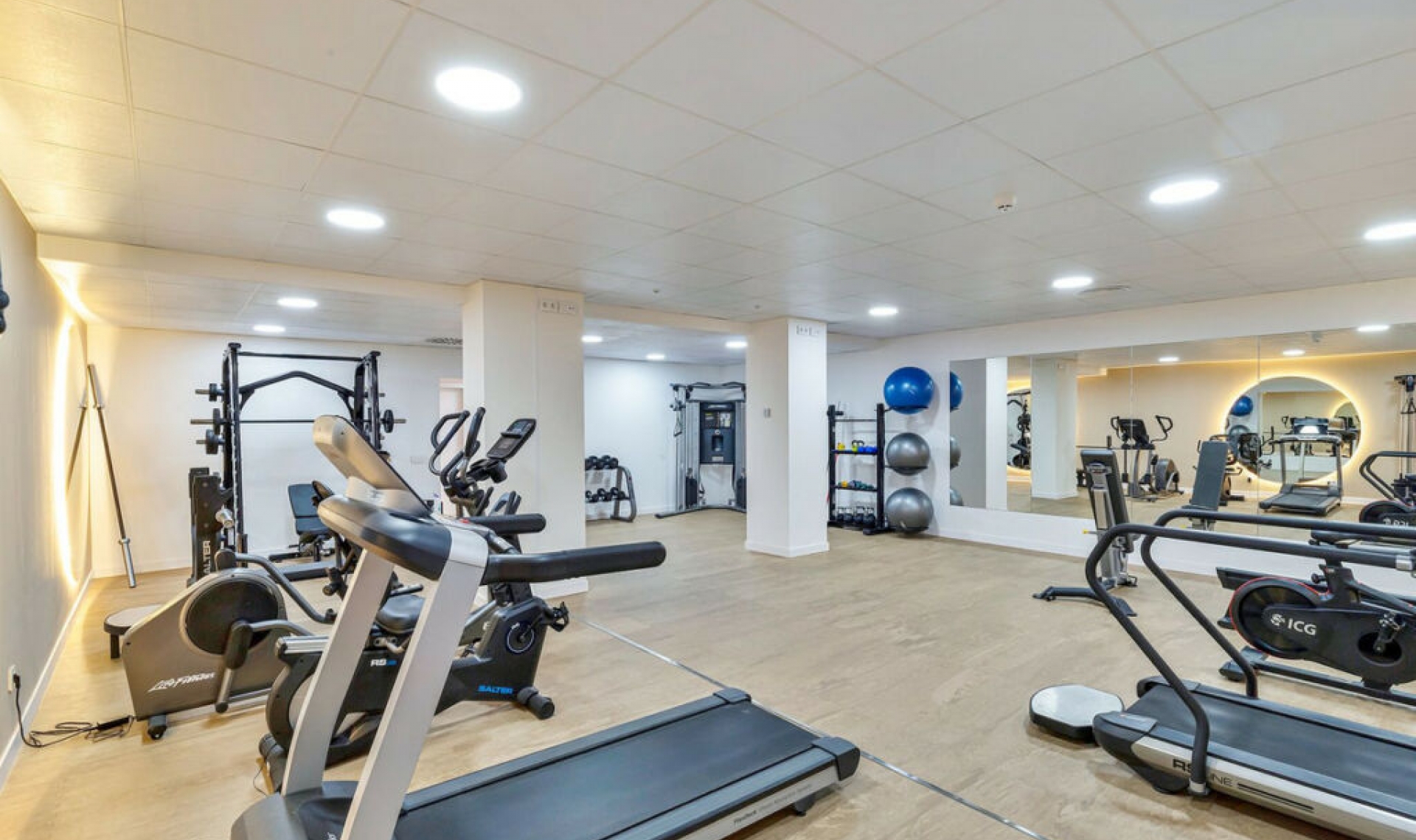 Resale - Apartment -
Fuengirola