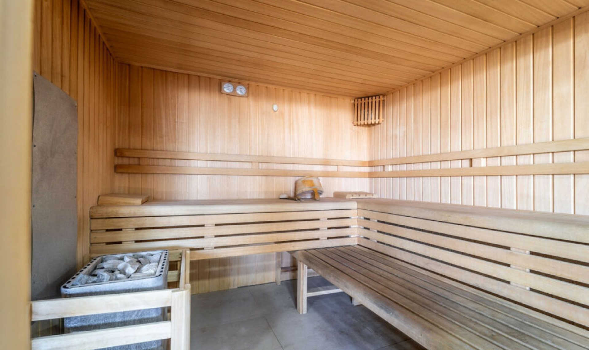 Resale - Apartment -
Fuengirola