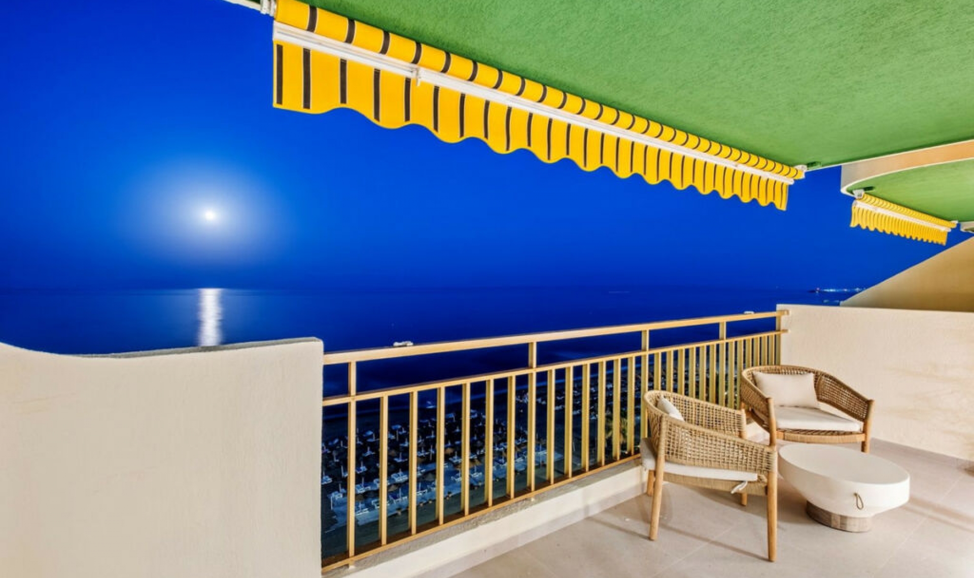 Resale - Apartment -
Fuengirola