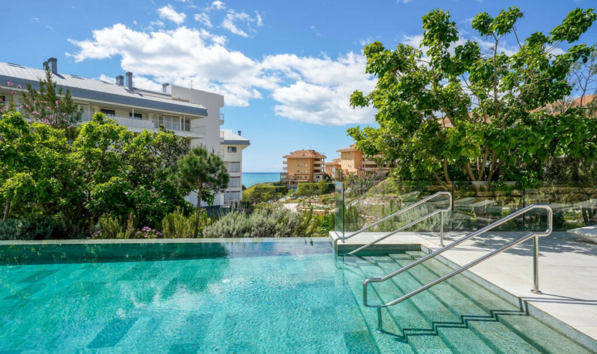 Resale - Apartment -
Fuengirola