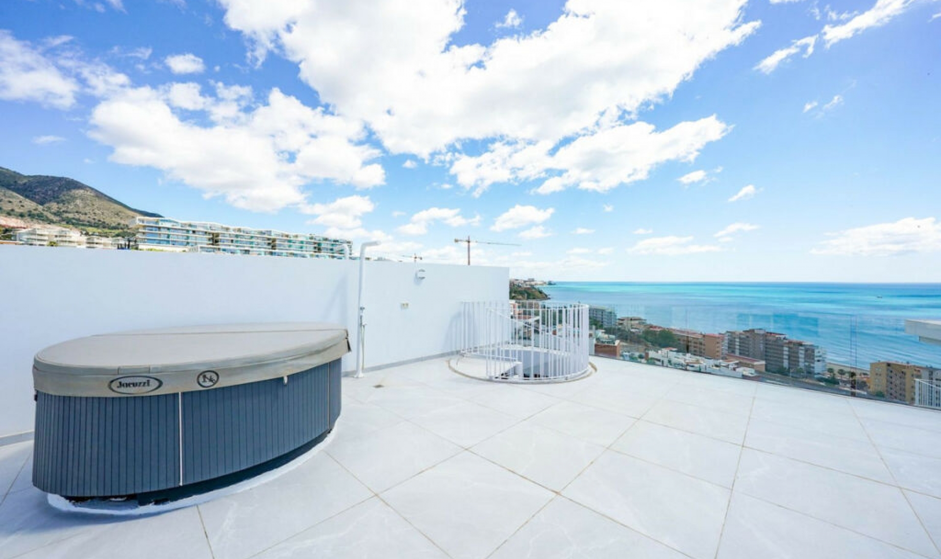 Resale - Apartment -
Fuengirola