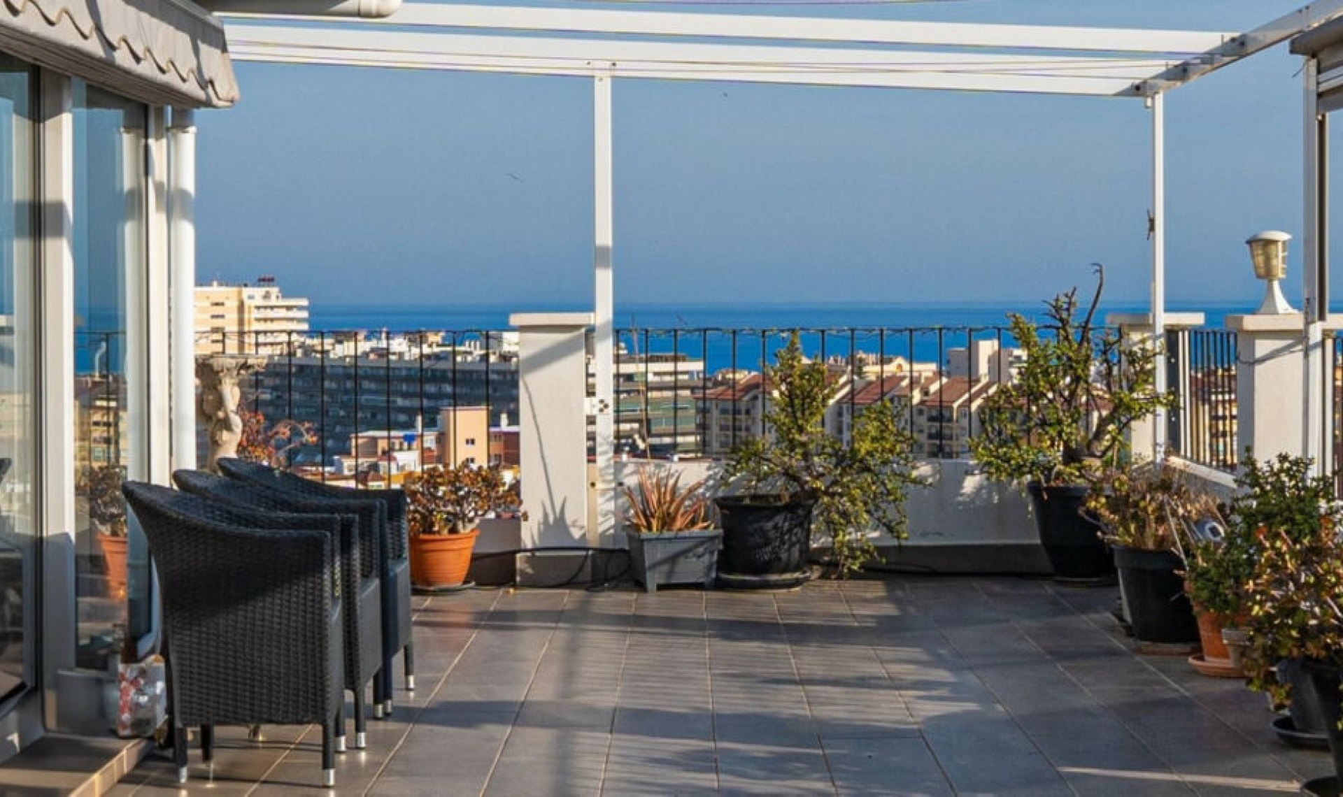 Resale - Apartment -
Fuengirola