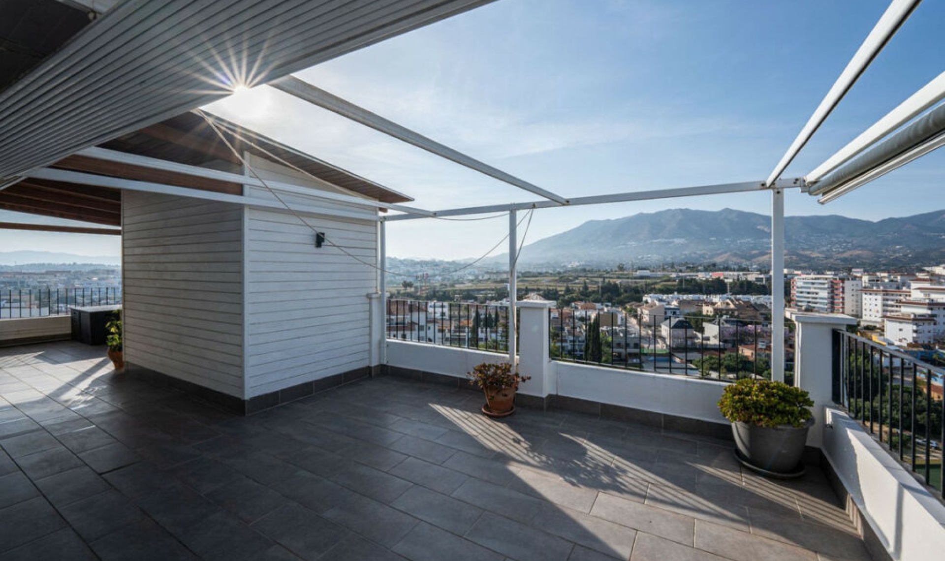 Resale - Apartment -
Fuengirola