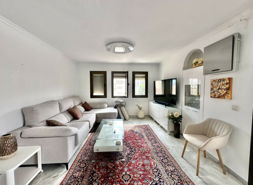 Resale - Apartment -
Fuengirola