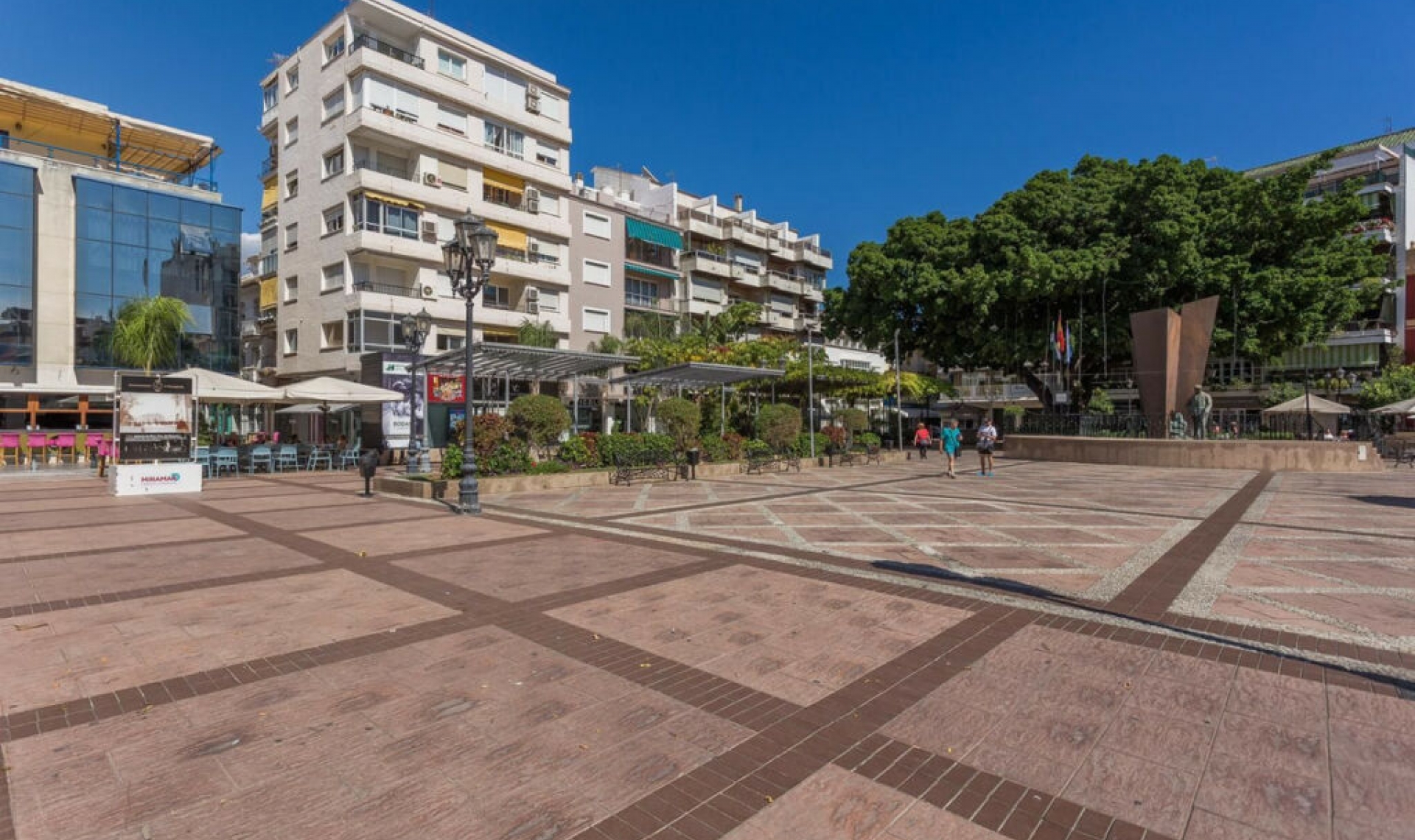 Resale - Apartment -
Fuengirola