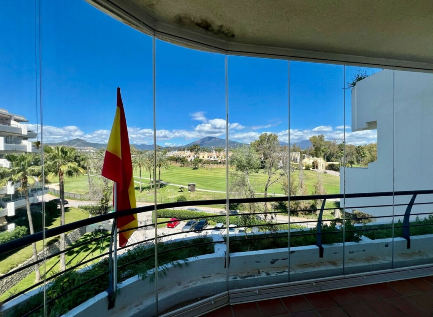 Resale - Apartment -
Guadalmina Alta