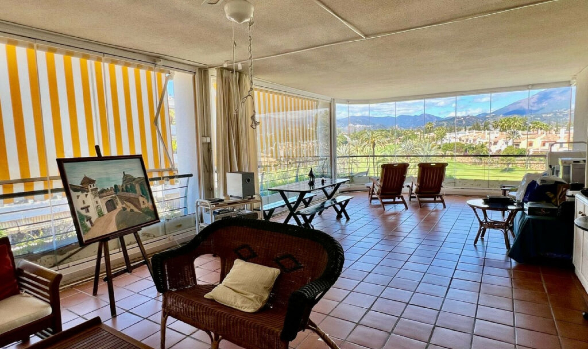 Resale - Apartment -
Guadalmina Alta