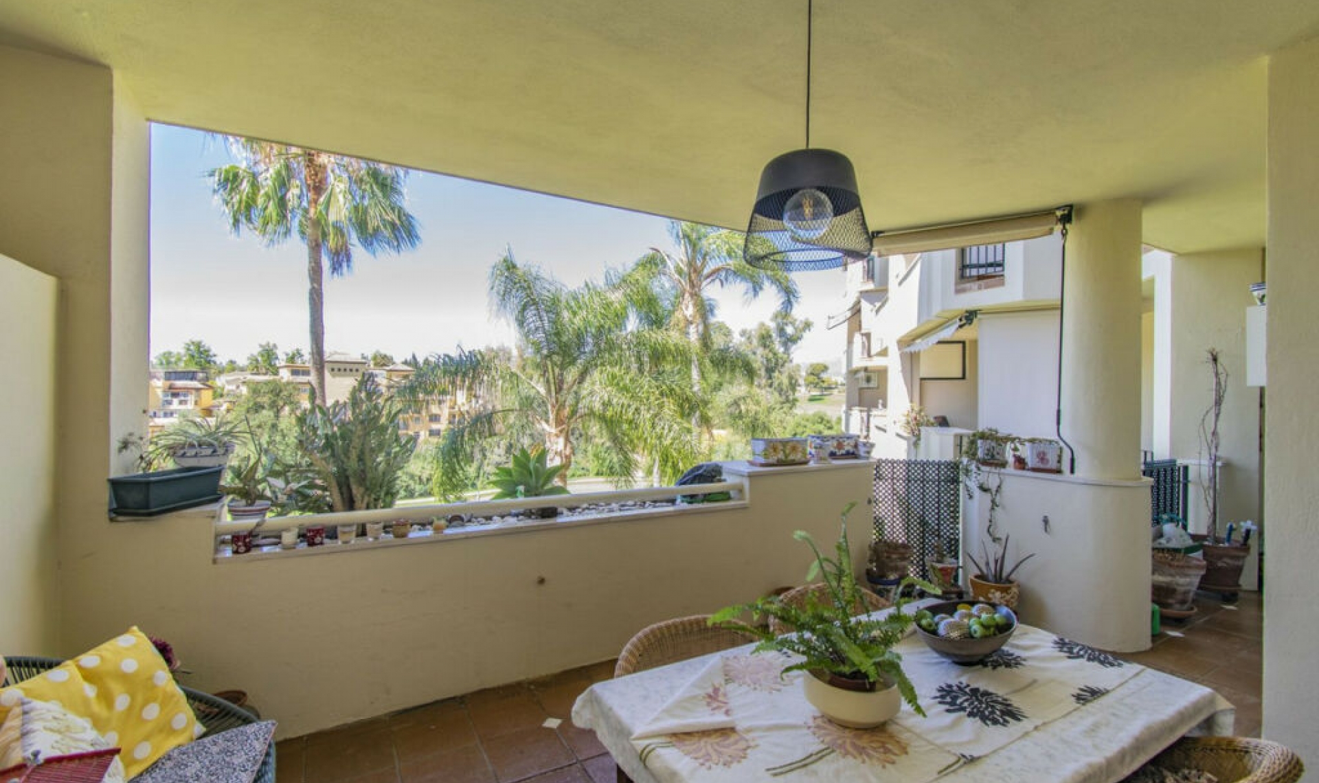 Resale - Apartment -
Guadalmina Alta