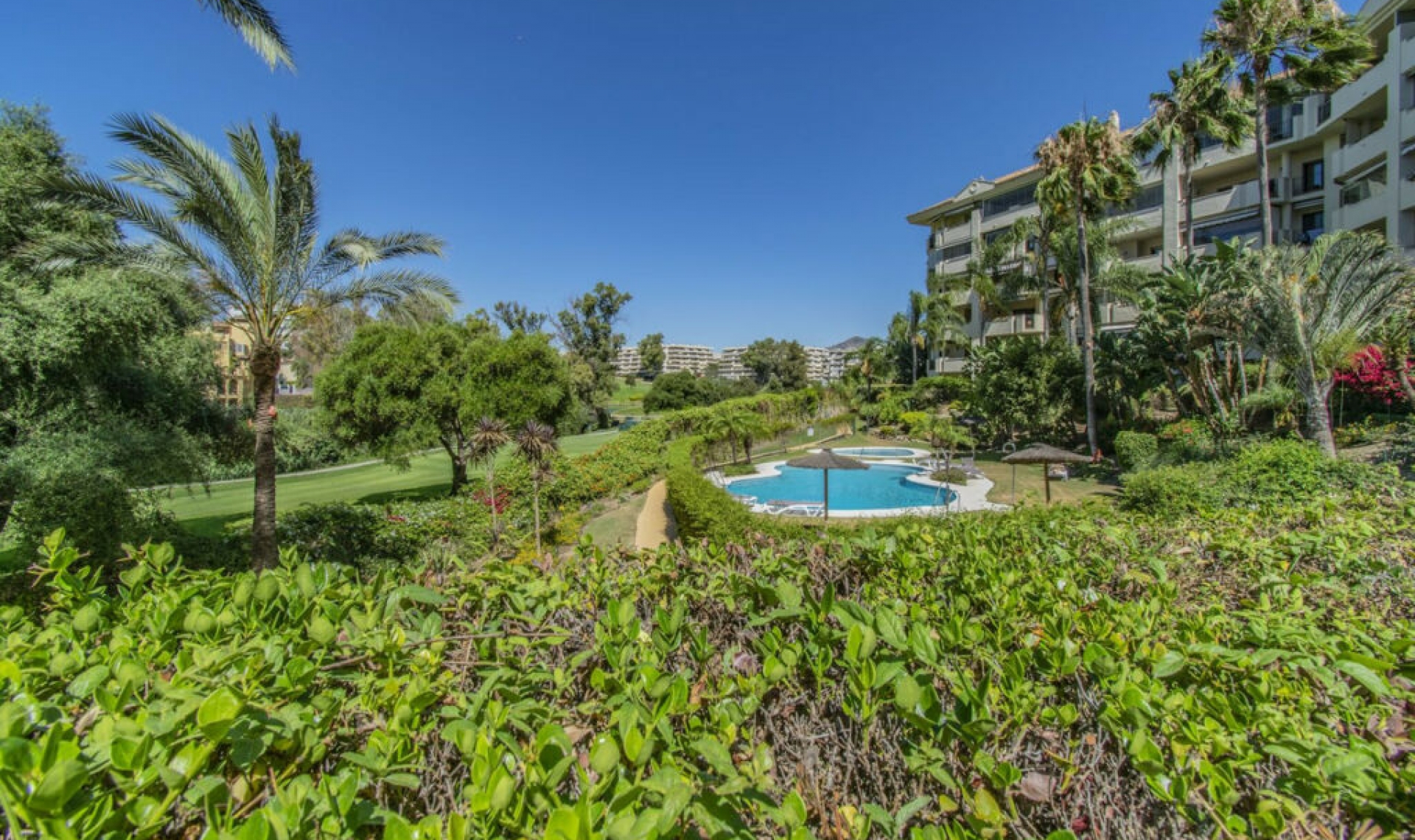 Resale - Apartment -
Guadalmina Alta