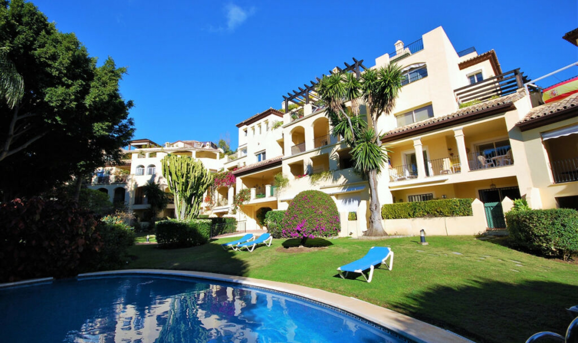 Resale - Apartment -
Guadalmina Alta