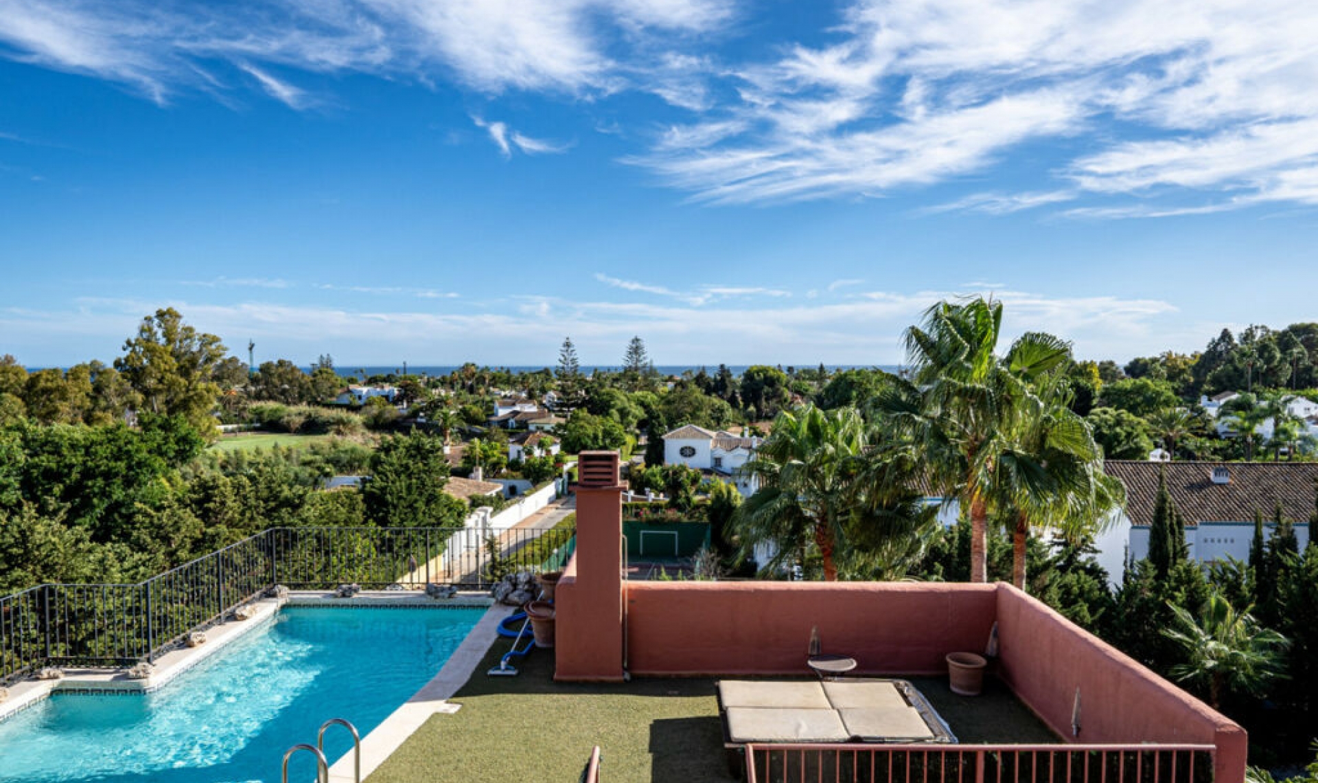 Resale - Apartment -
Guadalmina Baja