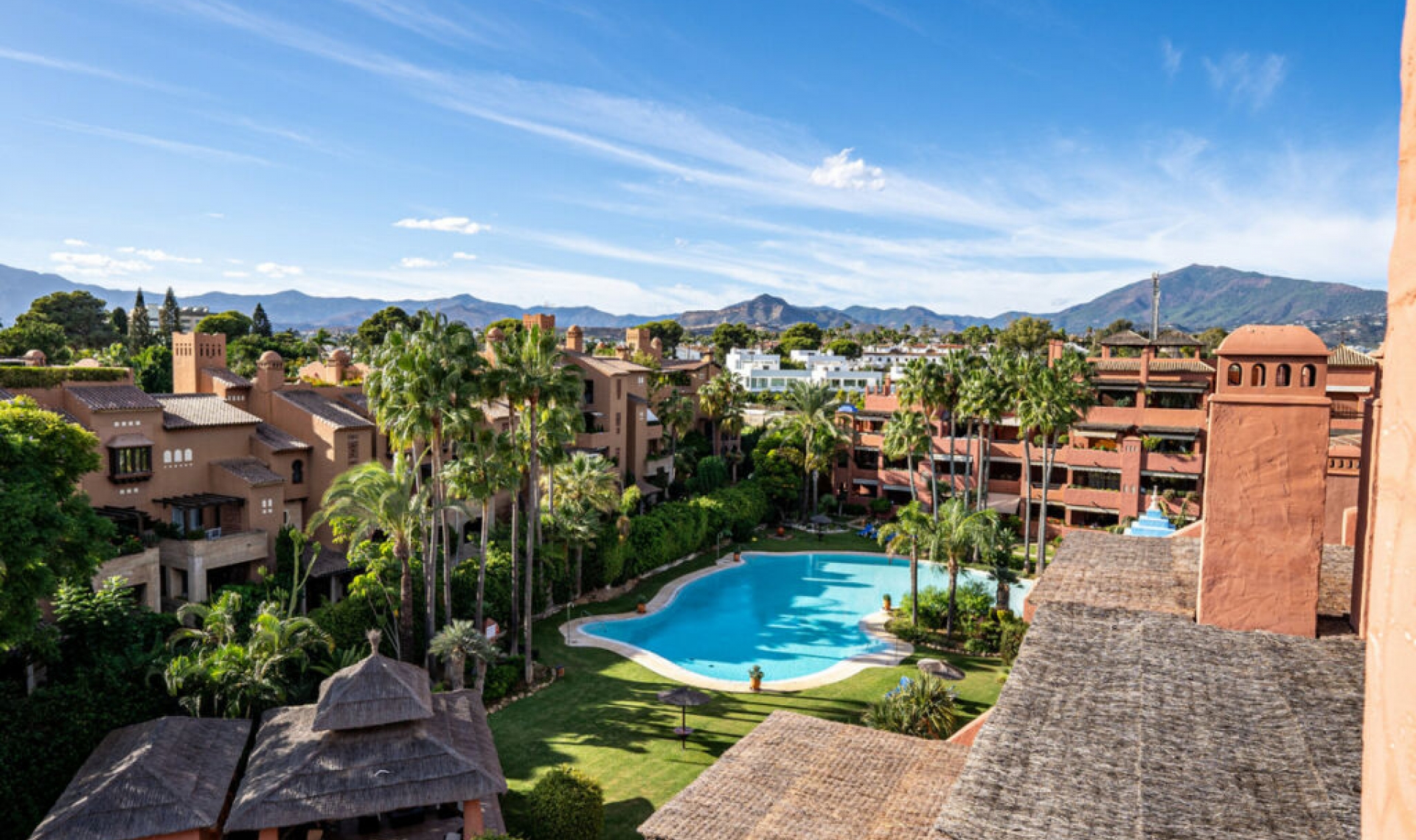 Resale - Apartment -
Guadalmina Baja