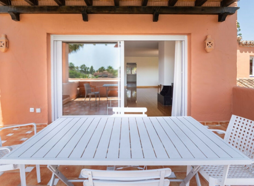 Resale - Apartment -
Guadalmina Baja