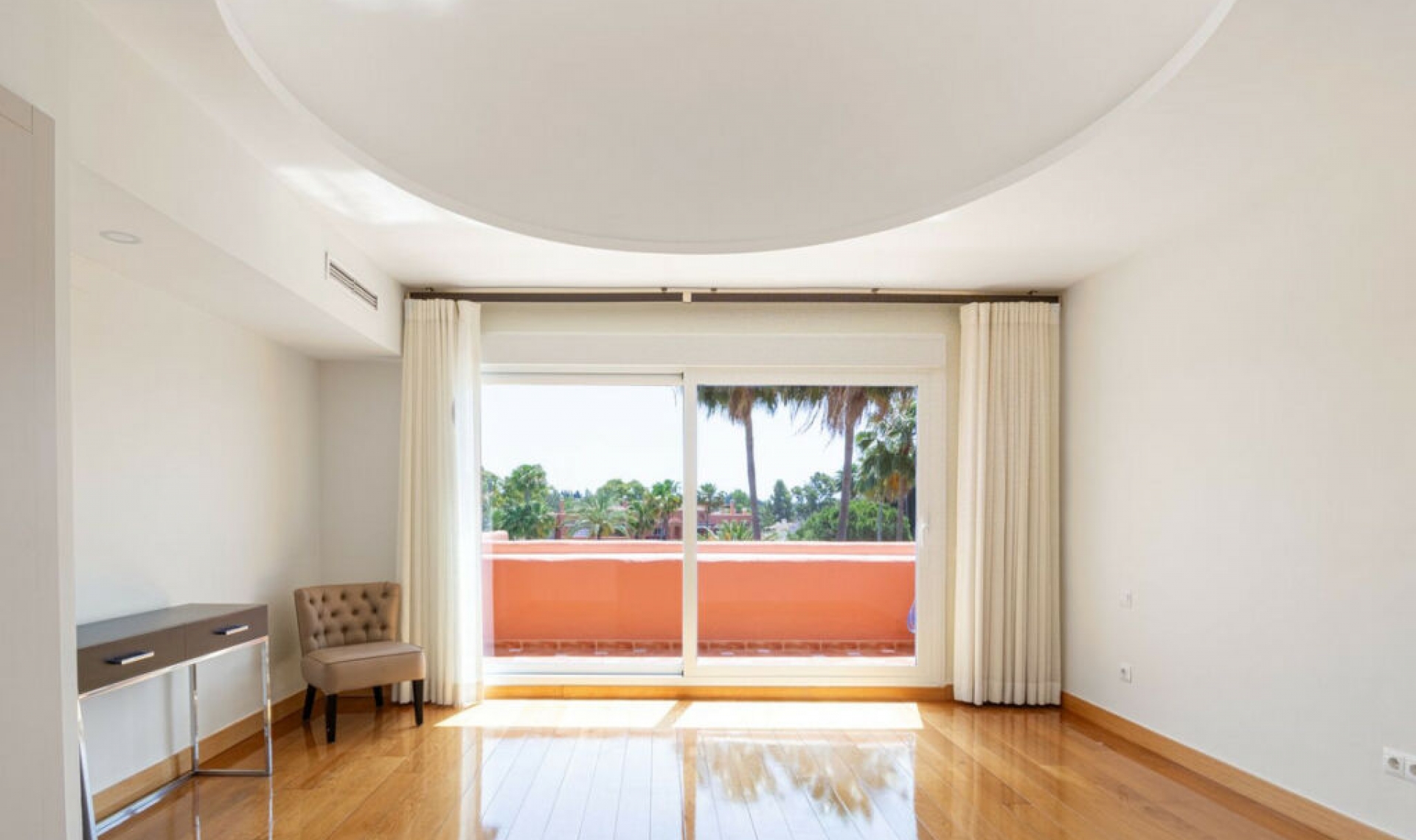 Resale - Apartment -
Guadalmina Baja