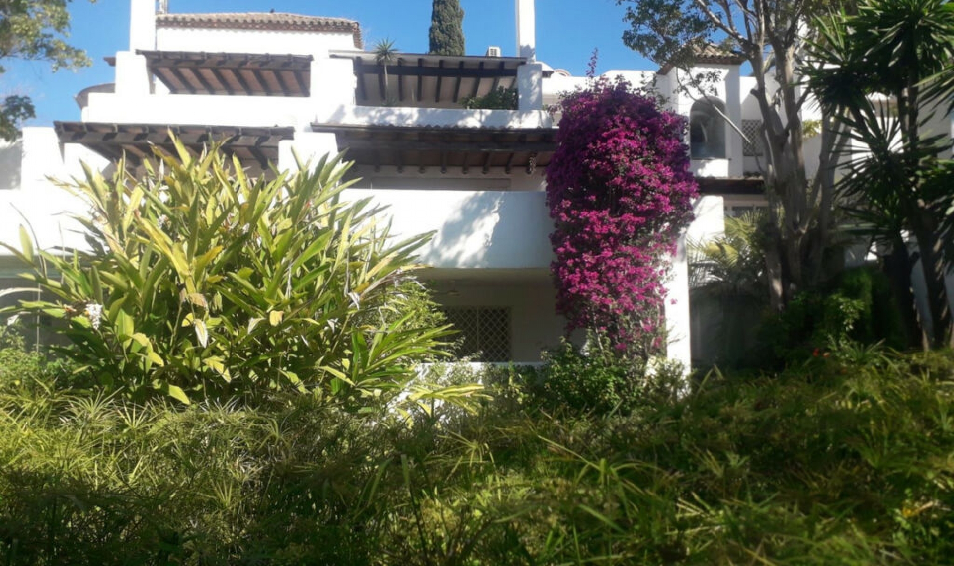 Resale - Apartment -
Guadalmina Baja