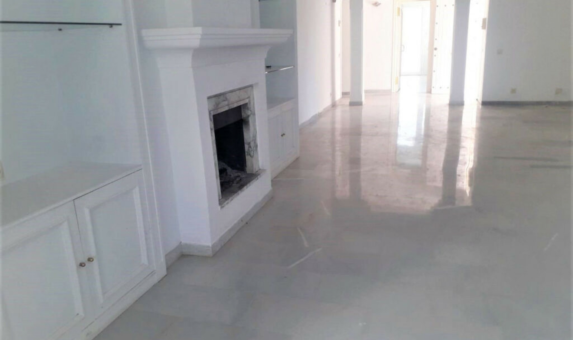 Resale - Apartment -
Guadalmina Baja