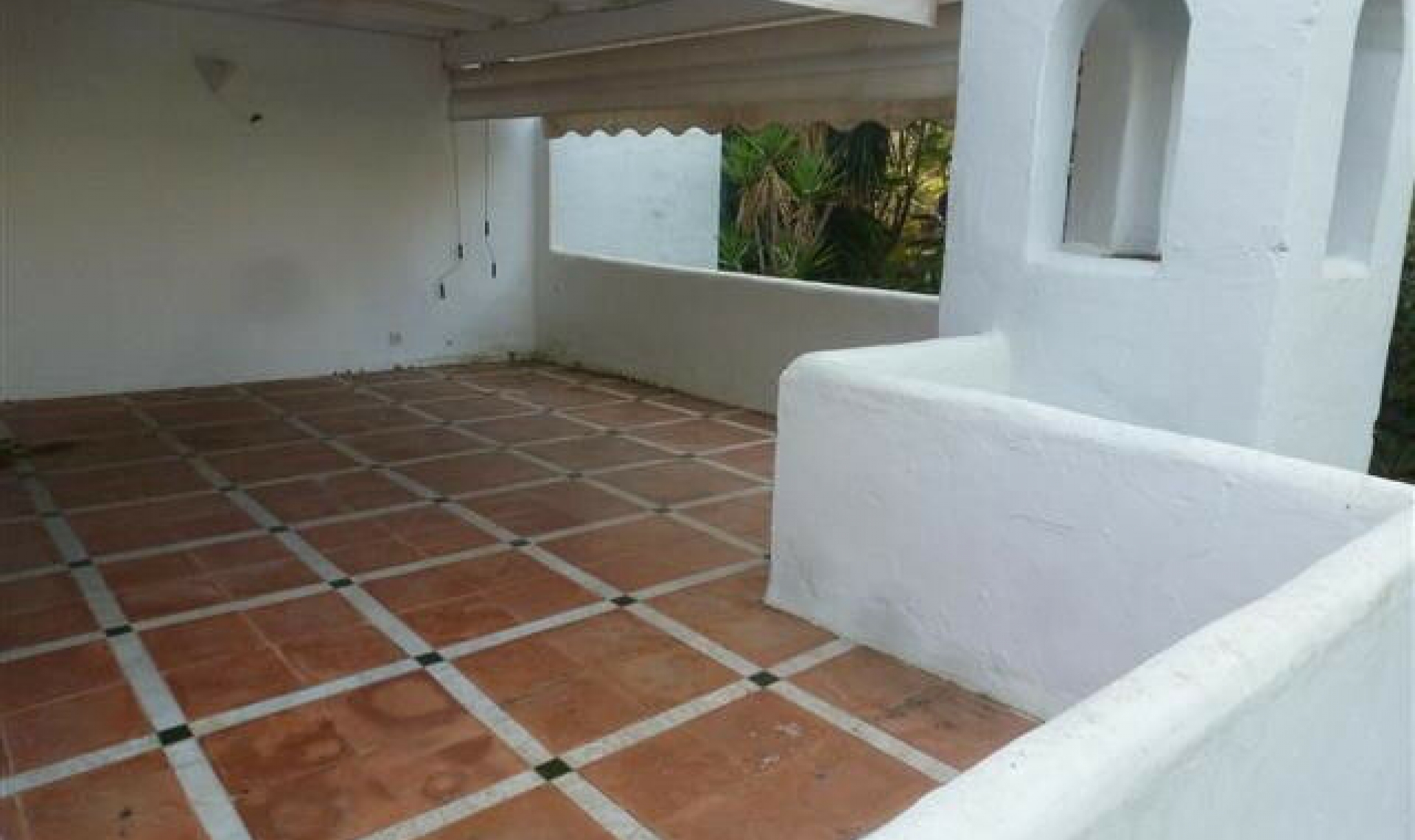 Resale - Apartment -
Guadalmina Baja