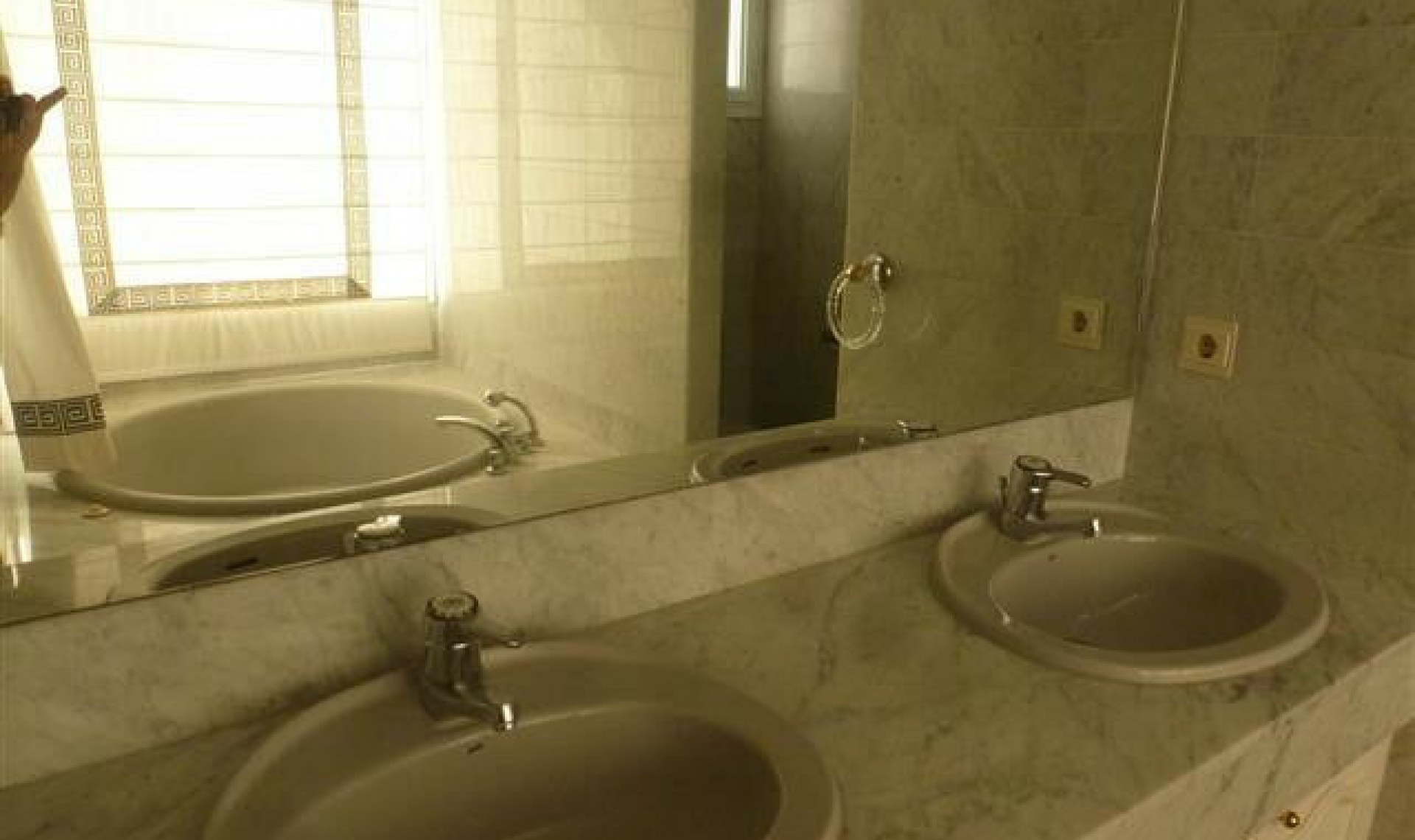 Resale - Apartment -
Guadalmina Baja