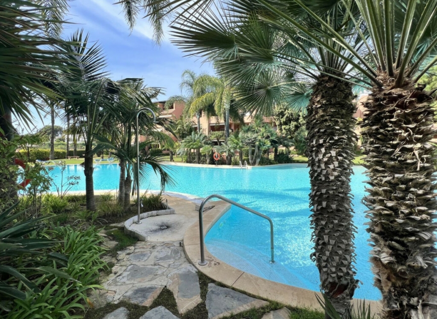 Resale - Apartment -
Guadalmina Baja