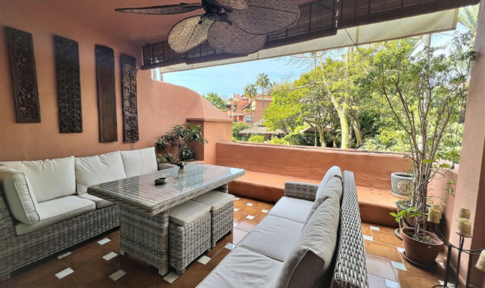 Resale - Apartment -
Guadalmina Baja