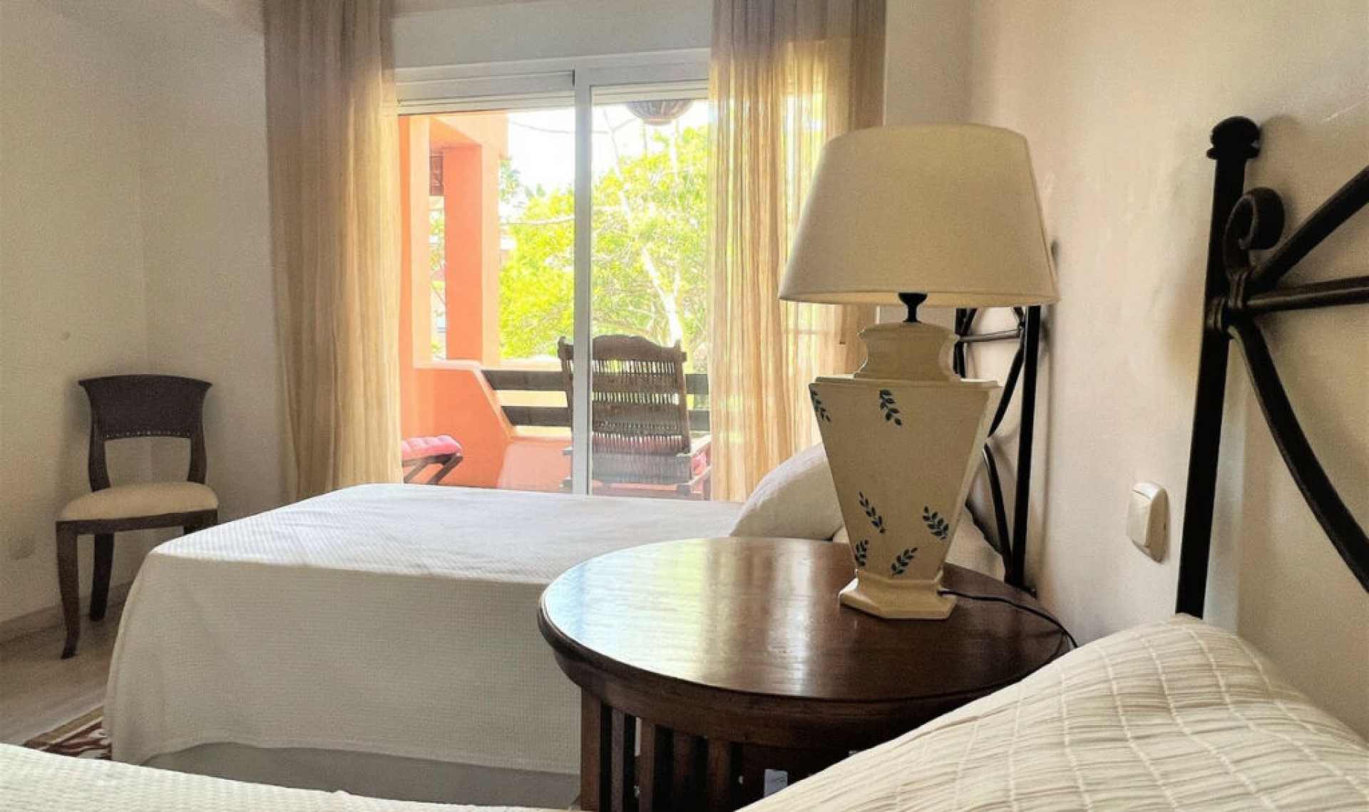 Resale - Apartment -
Guadalmina Baja