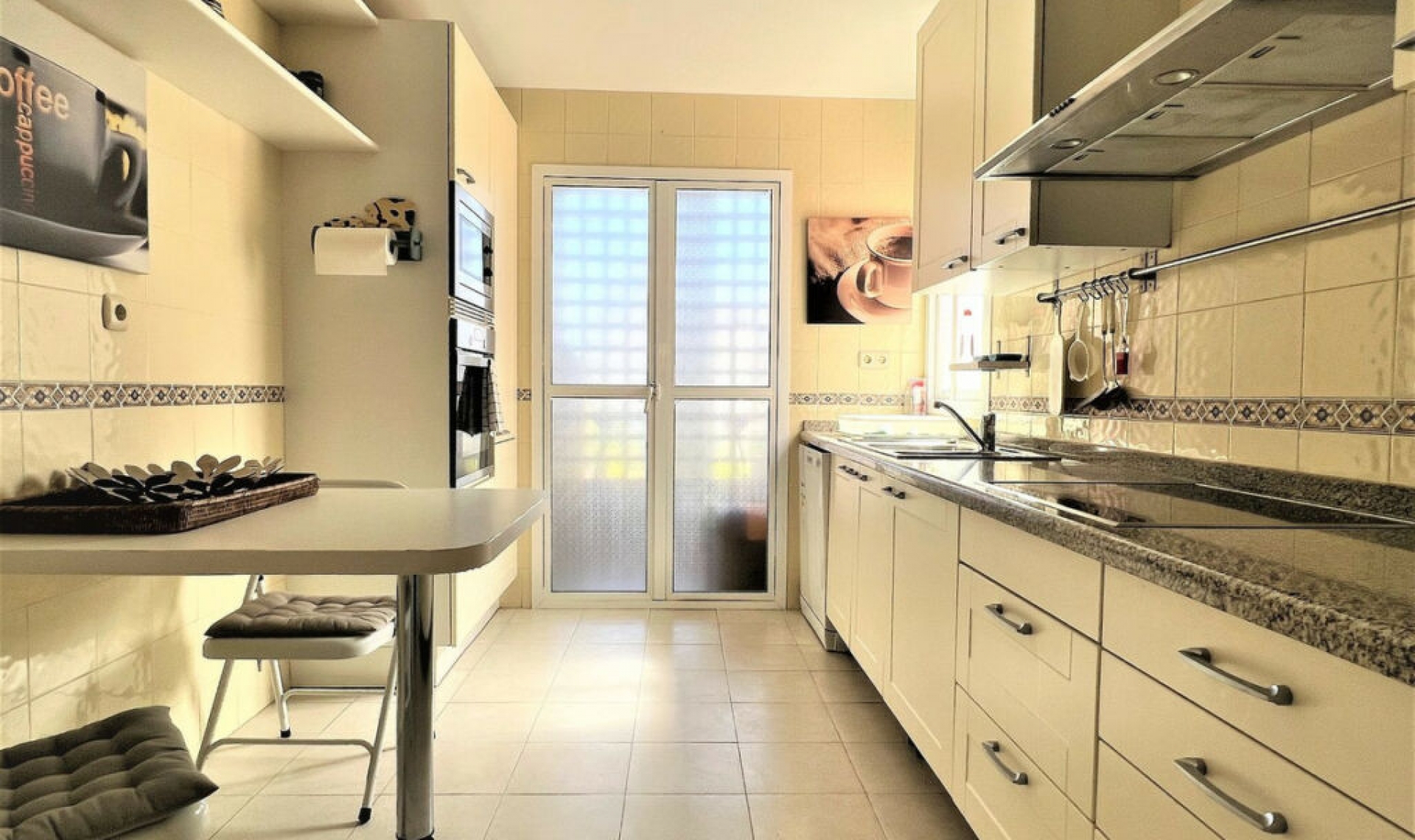 Resale - Apartment -
Guadalmina Baja