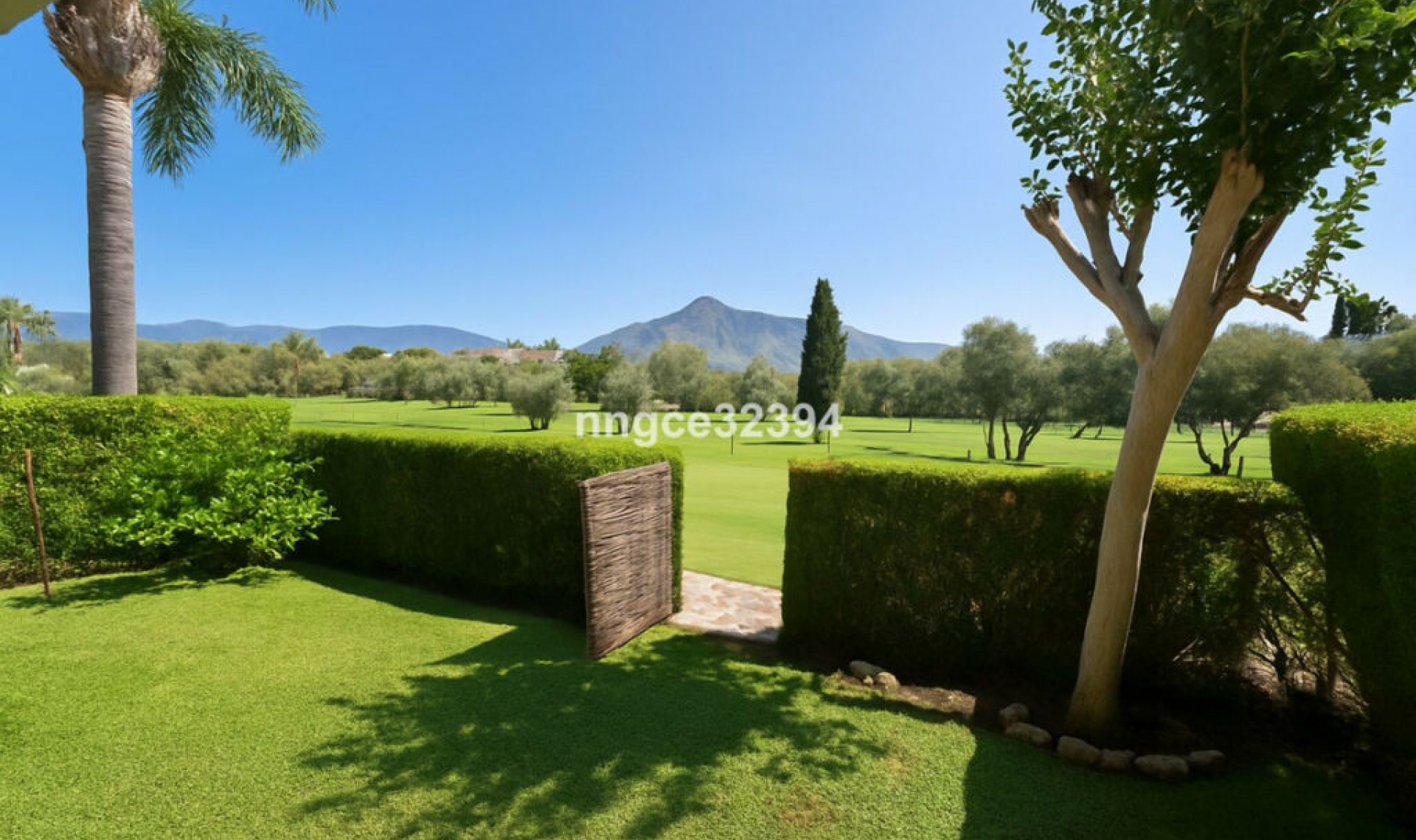 Resale - Apartment -
Guadalmina Baja