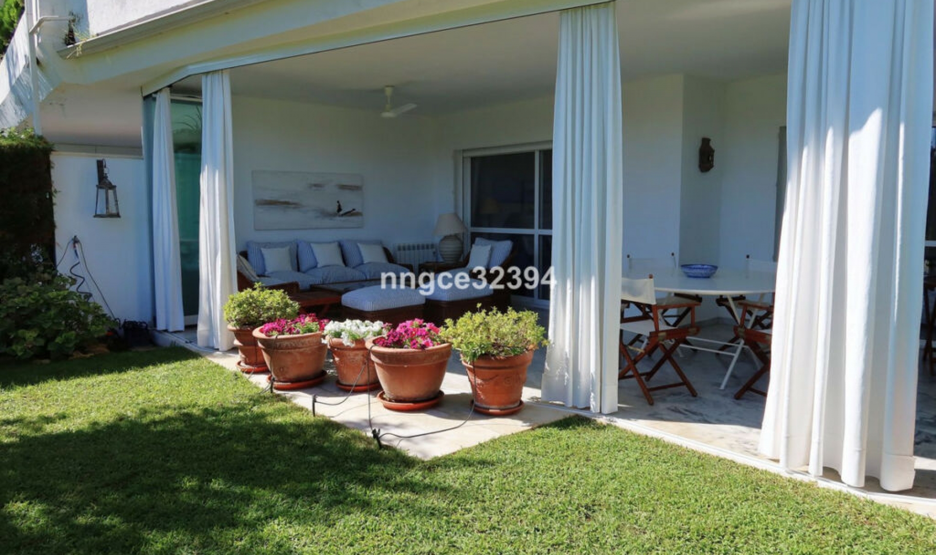 Resale - Apartment -
Guadalmina Baja