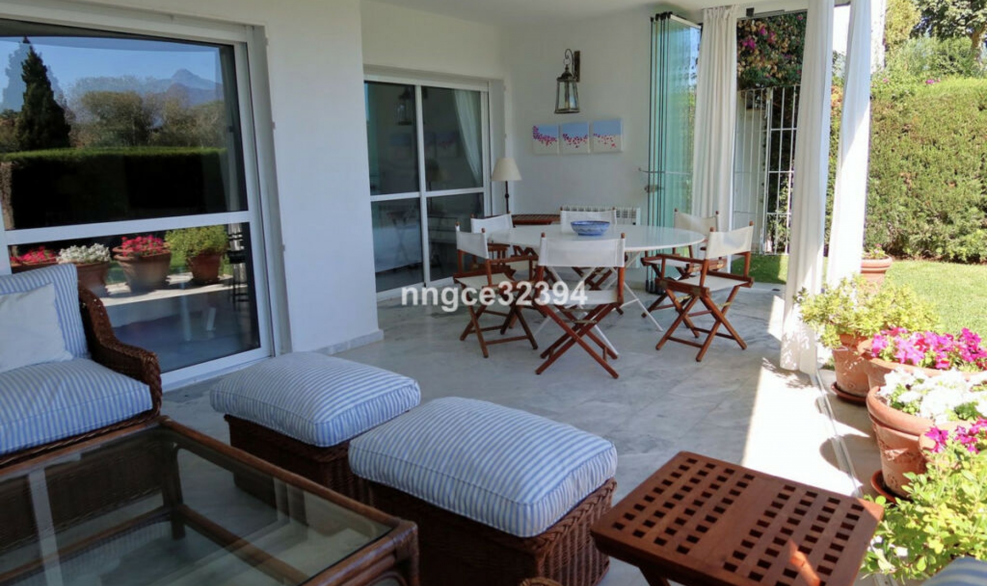 Resale - Apartment -
Guadalmina Baja