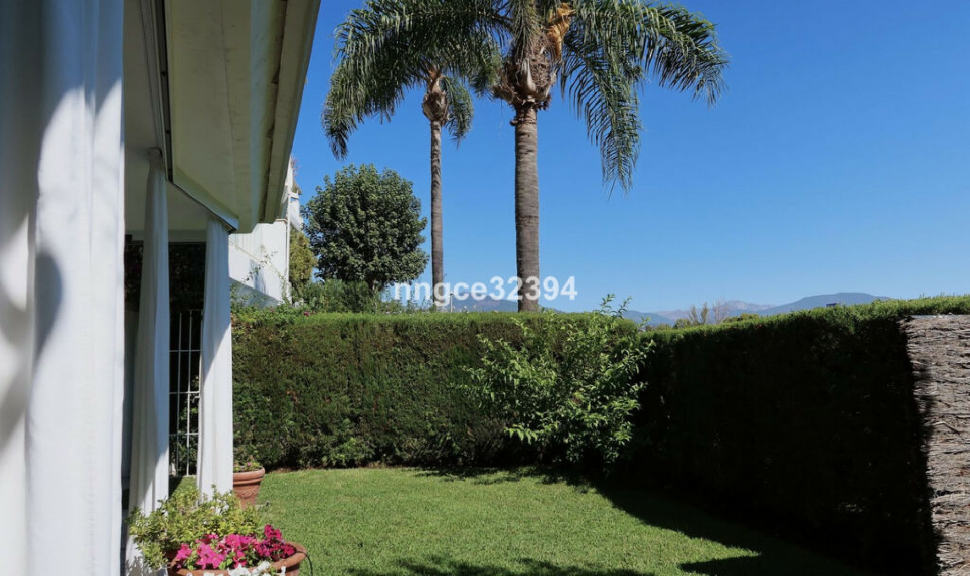 Resale - Apartment -
Guadalmina Baja