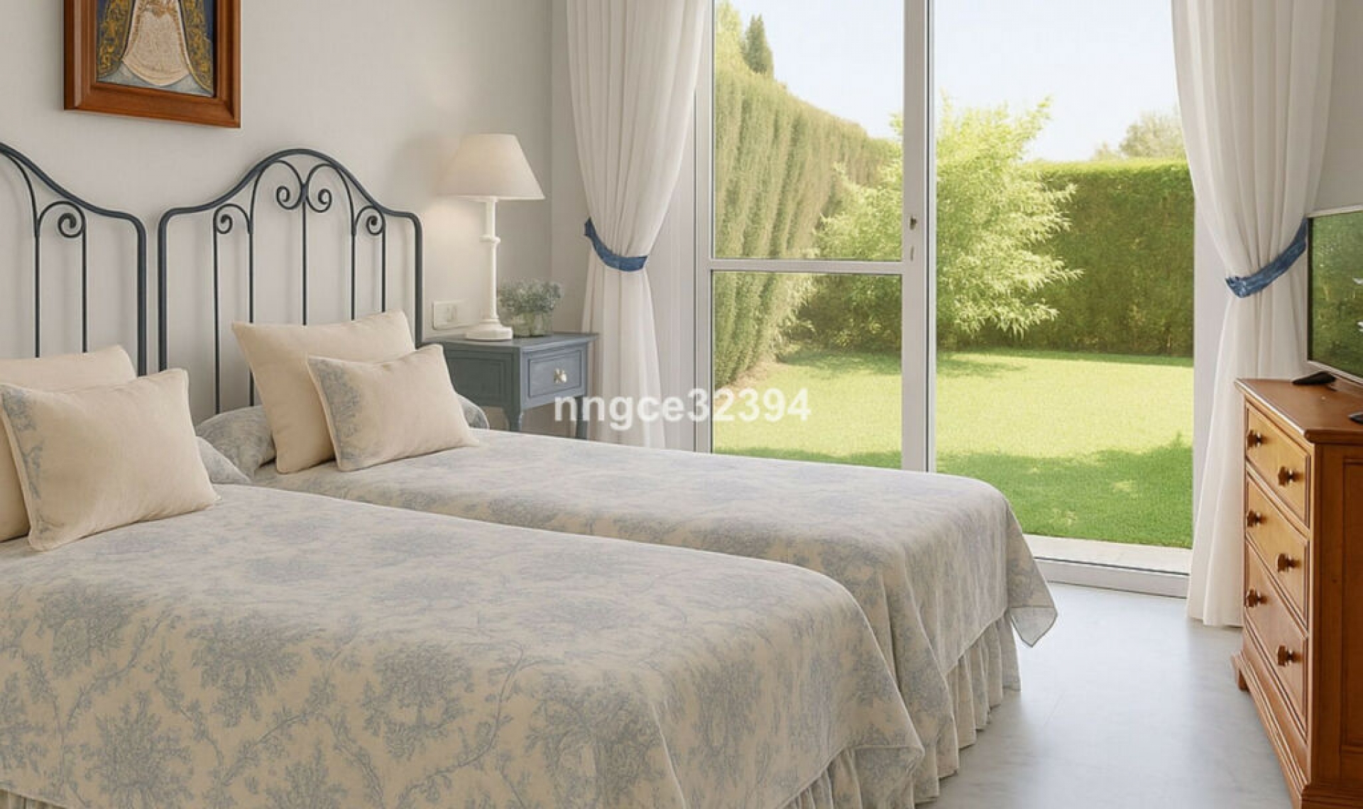 Resale - Apartment -
Guadalmina Baja