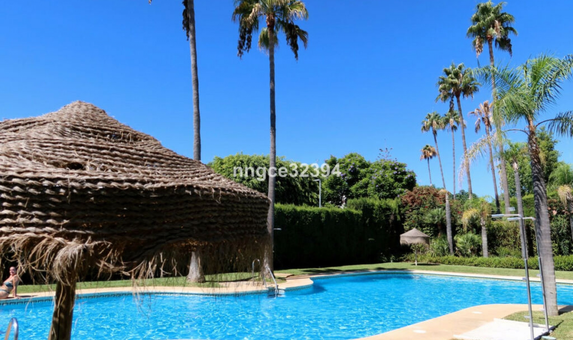 Resale - Apartment -
Guadalmina Baja