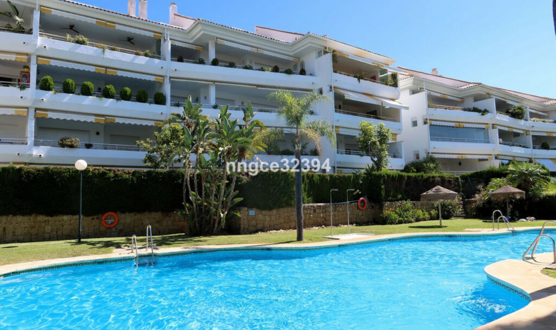 Resale - Apartment -
Guadalmina Baja