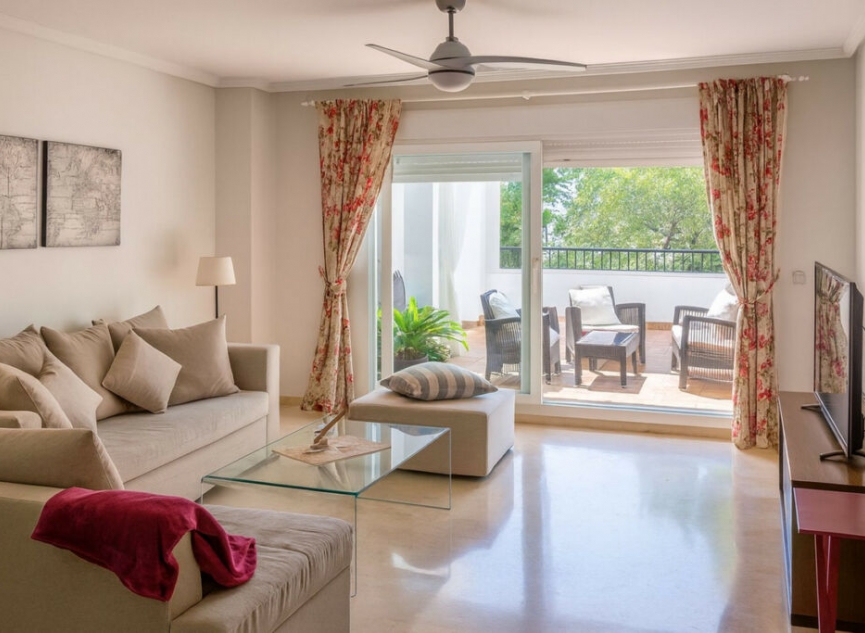 Resale - Apartment -
Guadalmina Baja