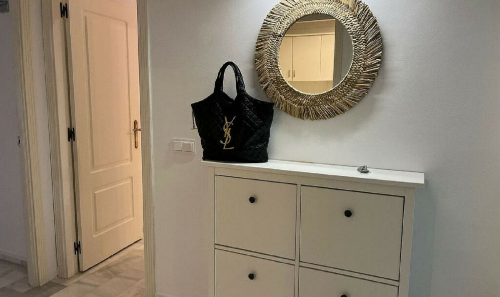 Resale - Apartment -
Guadalmina Baja