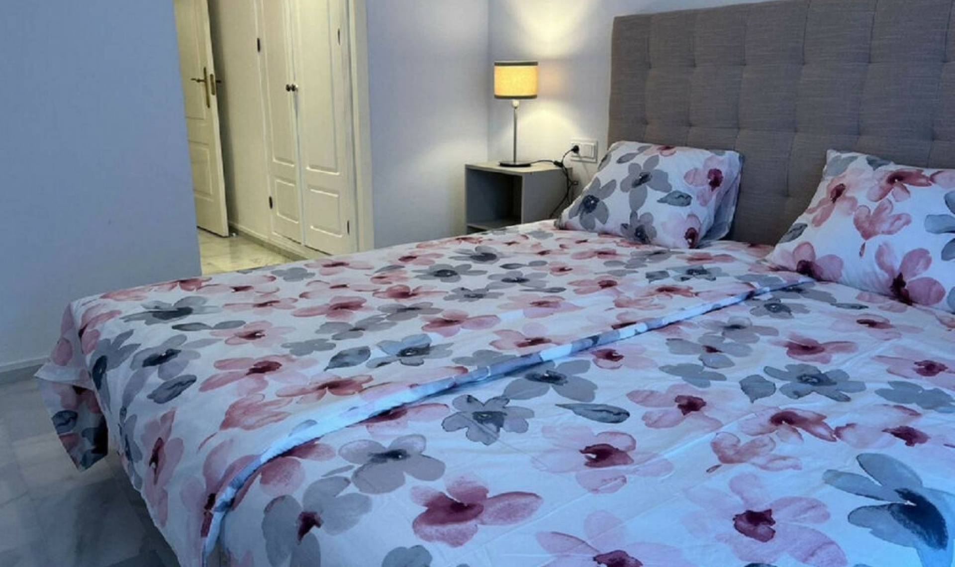 Resale - Apartment -
Guadalmina Baja